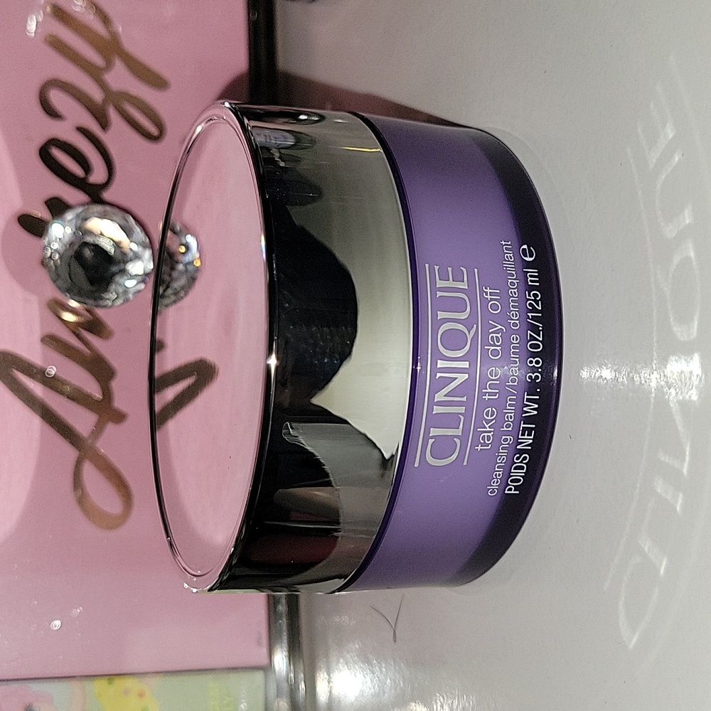 Clinique take the day off cleansing balm